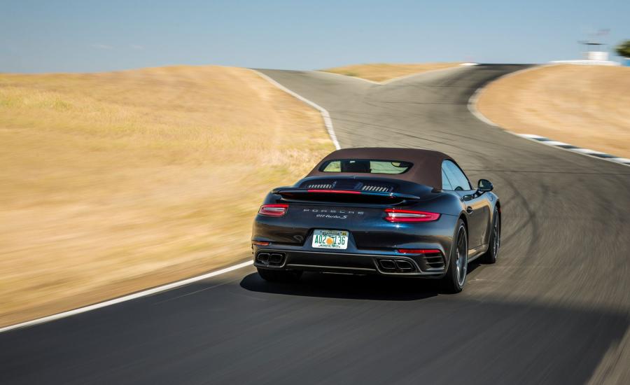  Porsche 911 Turbo S Cabriolet 2016 года  (NA) (фото 5 из 16)